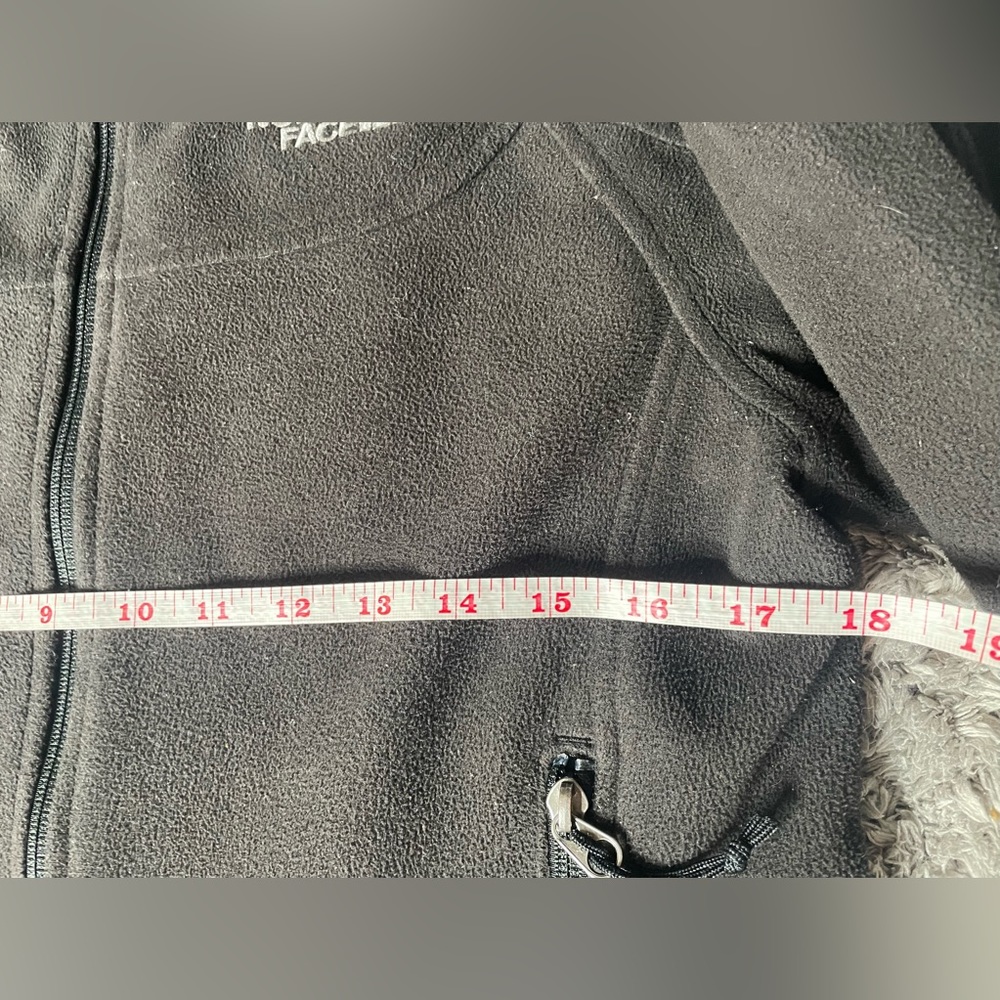 ❄️🐧Black North Face Windwall shell jacket Womens size medium - Picture 7 of 10